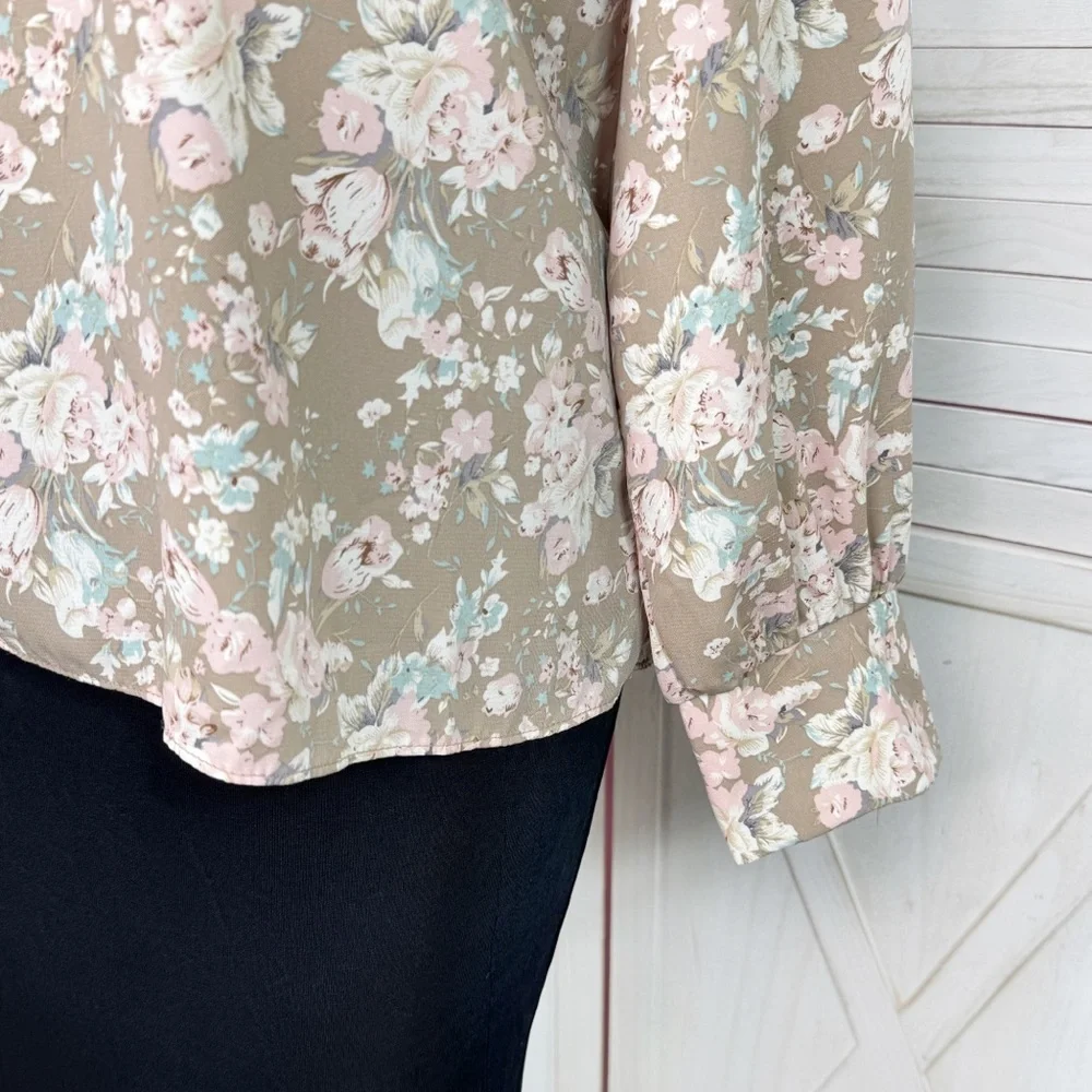 Cottagecore Floral‎ Gathered Mock Neck Pullover Blouse Tan Pink XL Long Sleeve